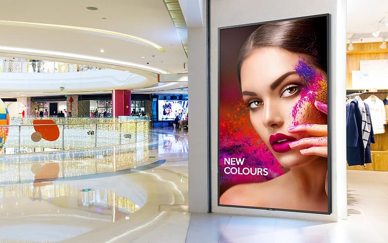 Digital signage in retail shopping centre