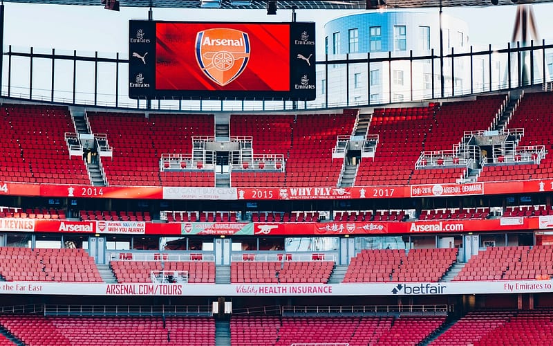 Stadium digital signage at Arsenal FC Ground with LED screen